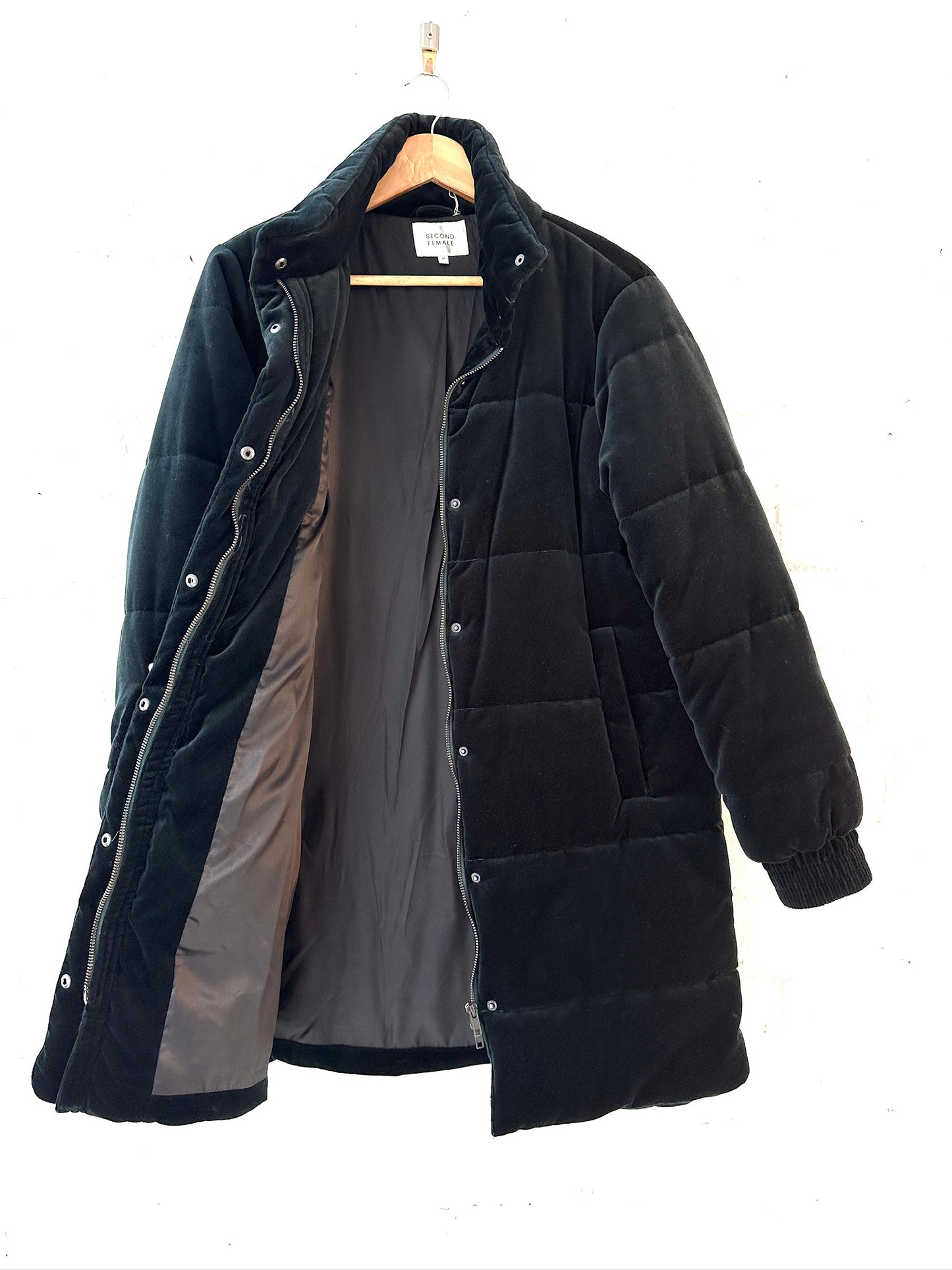 Second Female coat dark green velvet puffer coat M