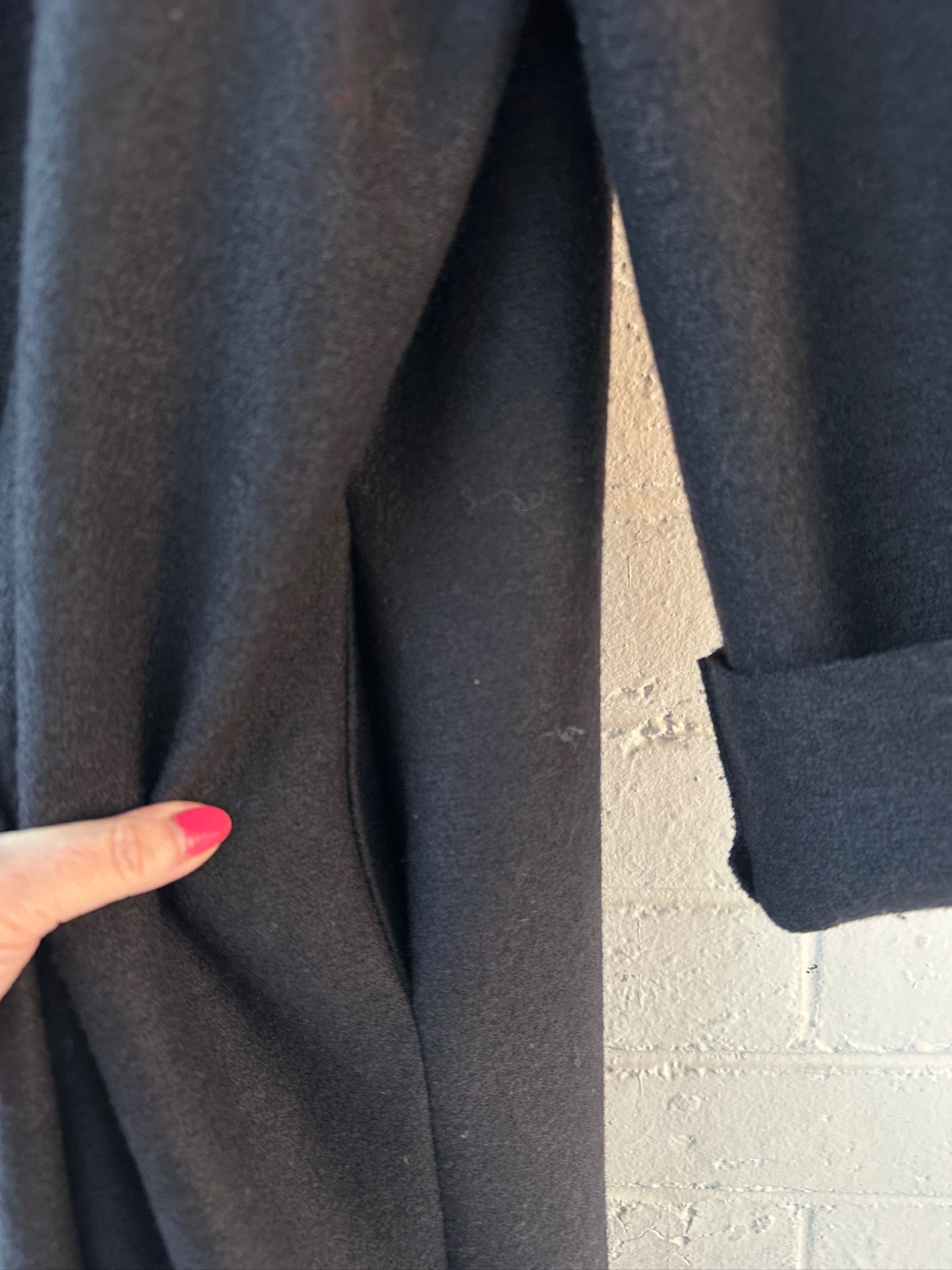 Harris Wharf black virgin wool coat S to M