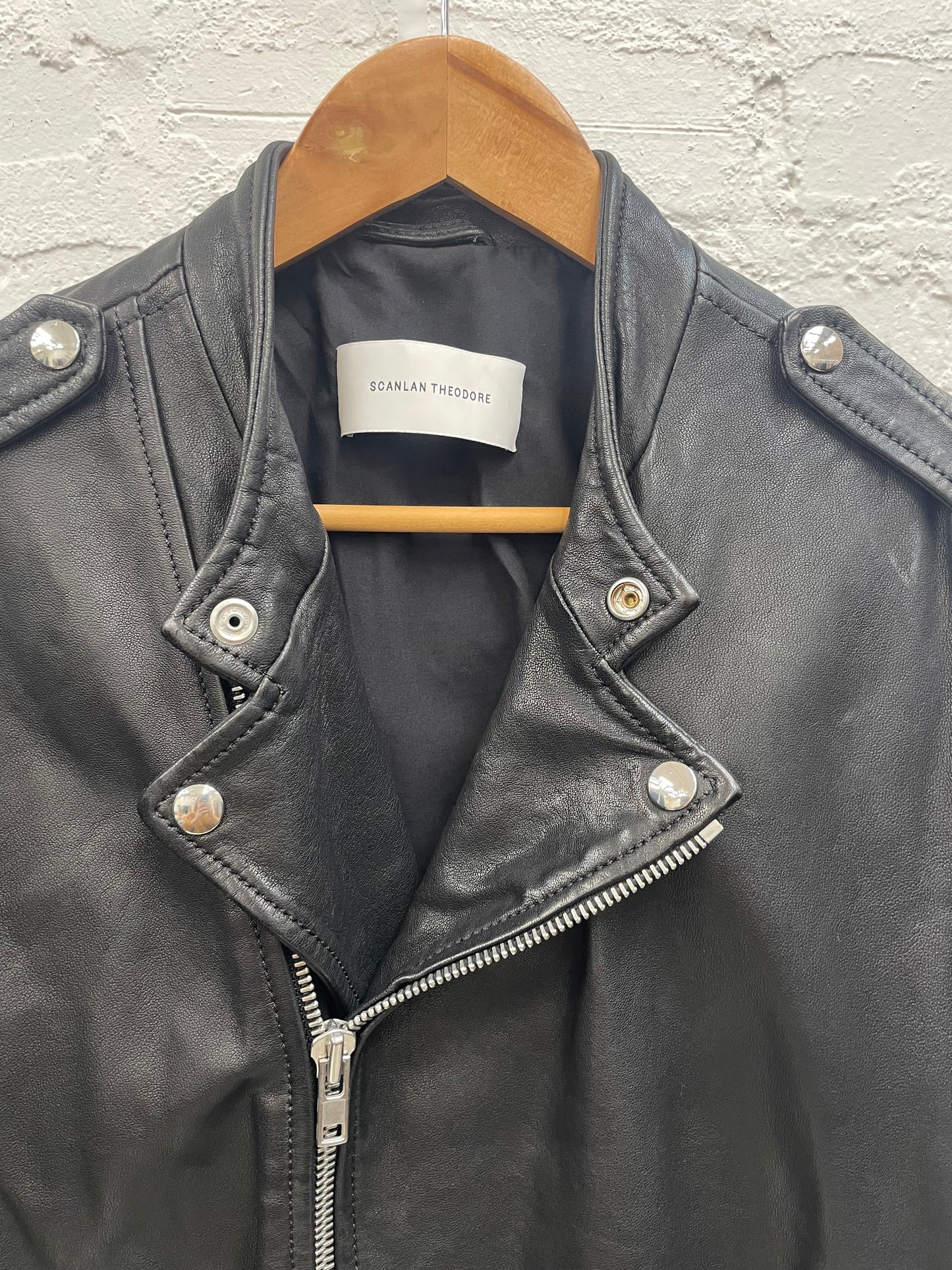 Scanlan Theodore lamb leather black moto jacket Sz ML
