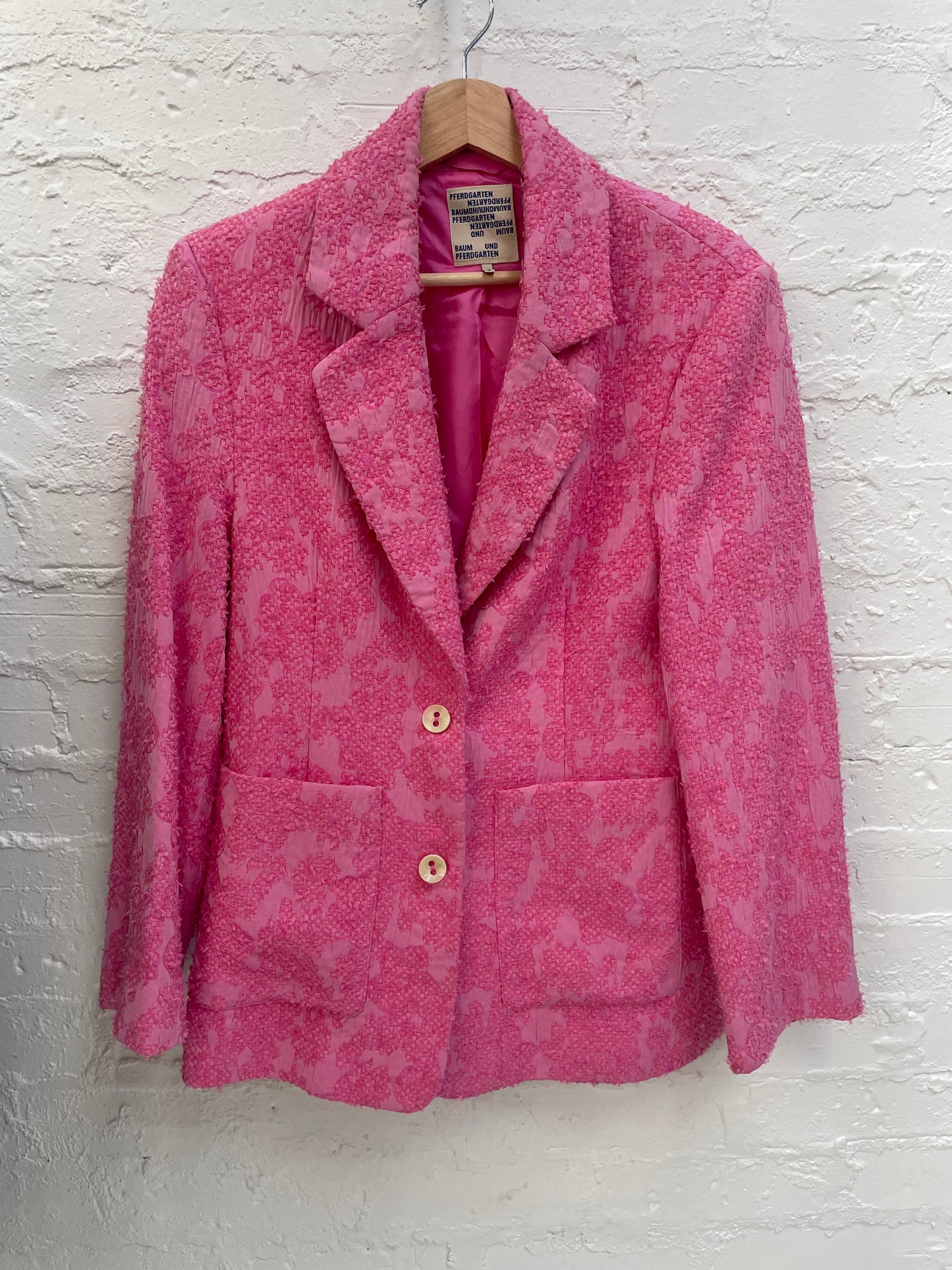 Candy pink textured blazer by Baum und PFERDGATEN Sz 38