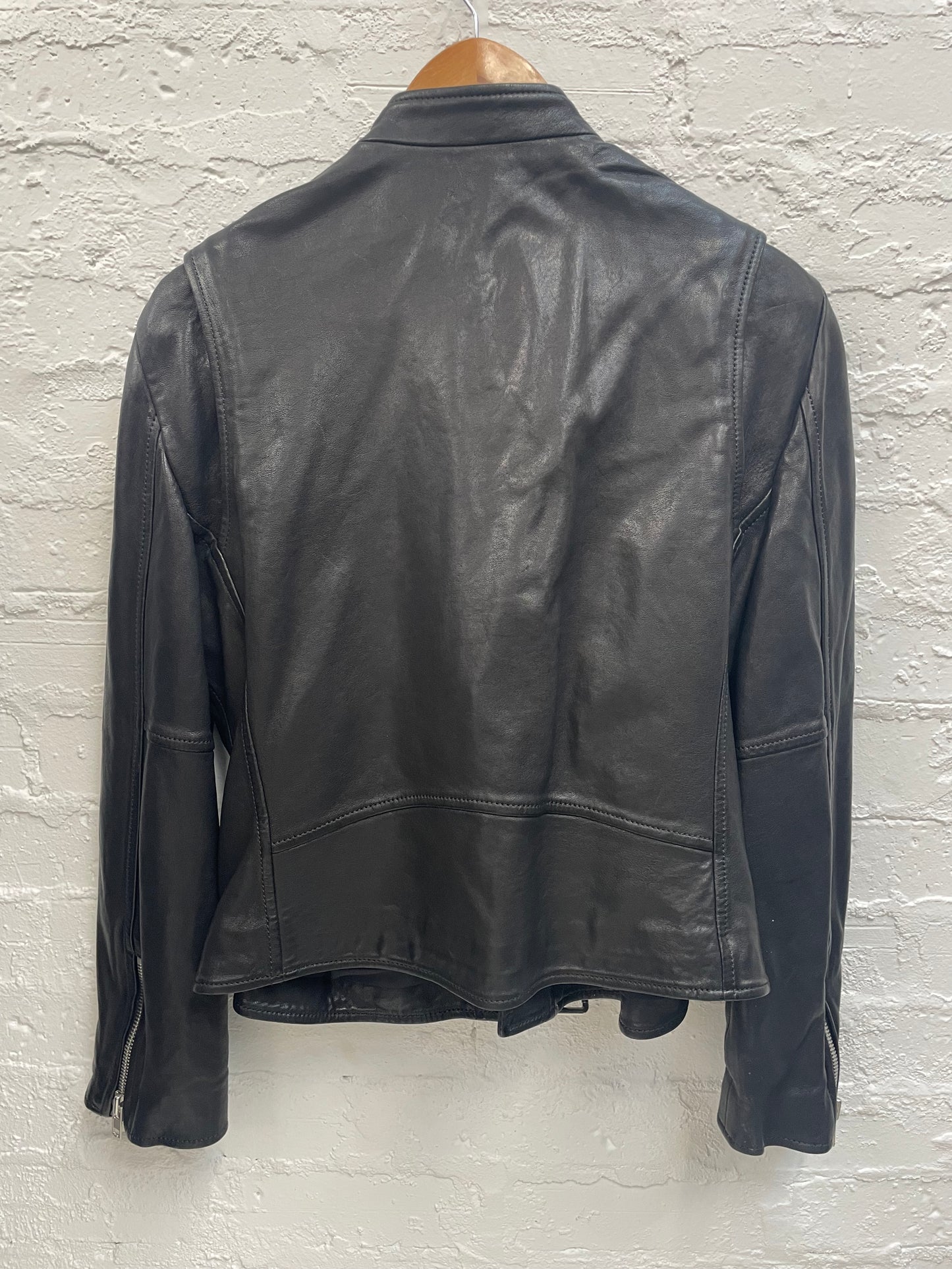 Scanlan Theodore lamb leather black moto jacket Sz ML