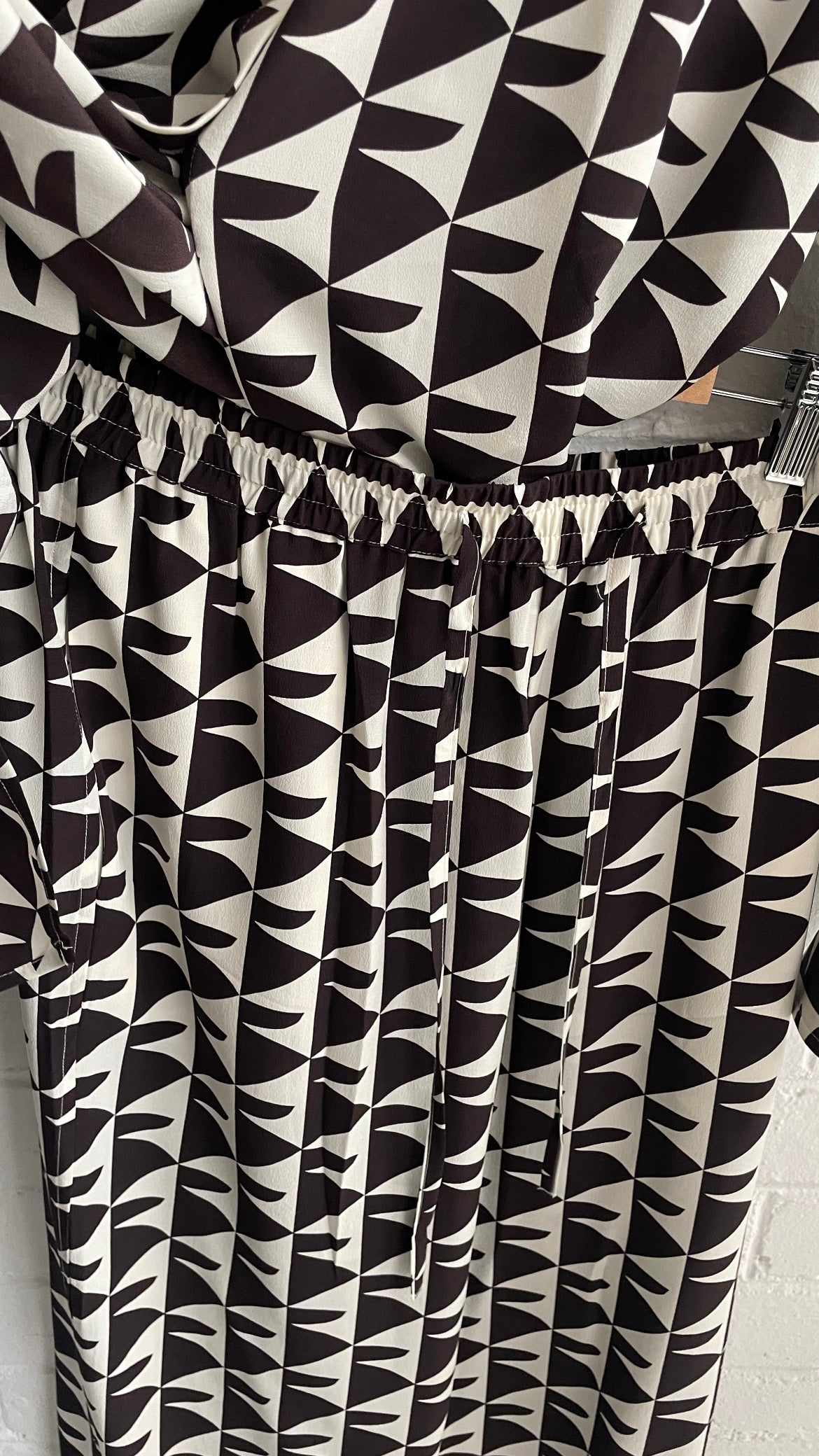 Matteau chocolate brown and ecru  silk long sleeve, geometric pant set. Size 10/8.