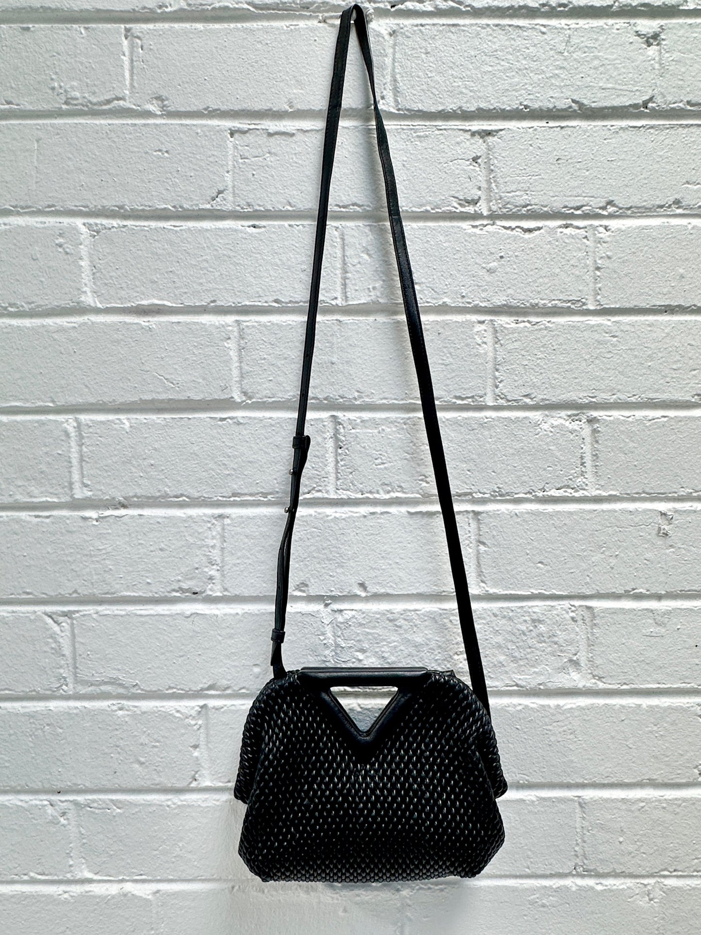 Bottega Veneta black Intrecciato point purse