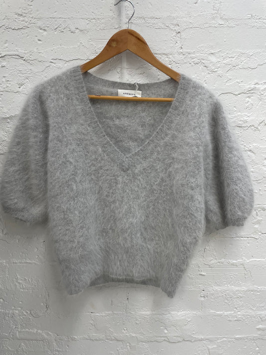 Antalya pale grey angora knit top Sz M
