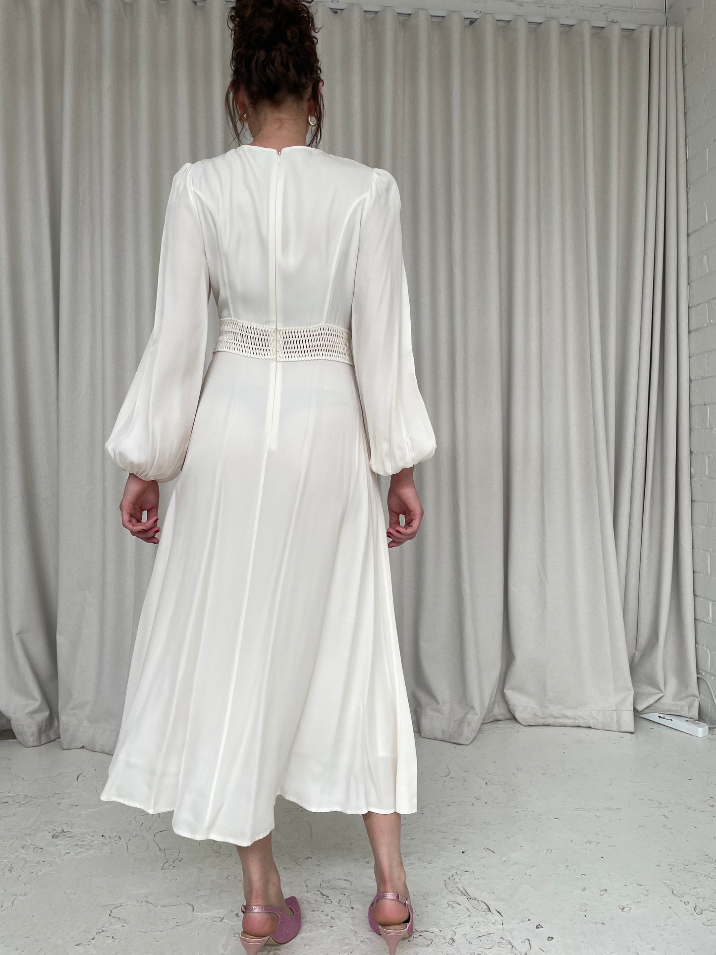 Long sleeve white viscose Blouson sleeve midi dress by Zimmermann sz 1