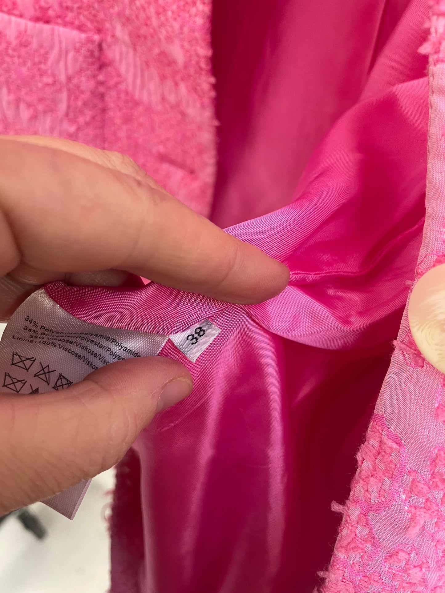Candy pink textured blazer by Baum und PFERDGATEN Sz 38
