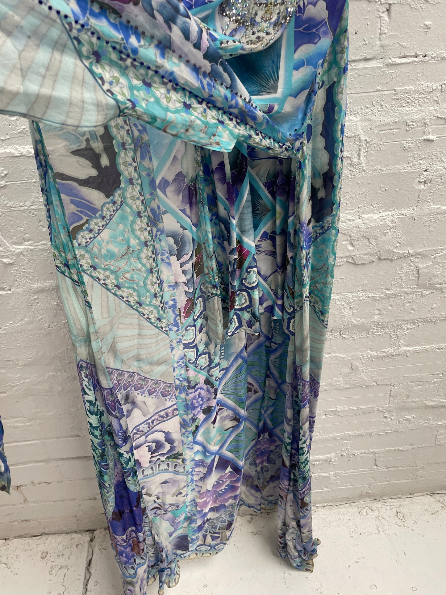 Camilla silk embellished electric dimensions maxi dress size split size X S. Blue.