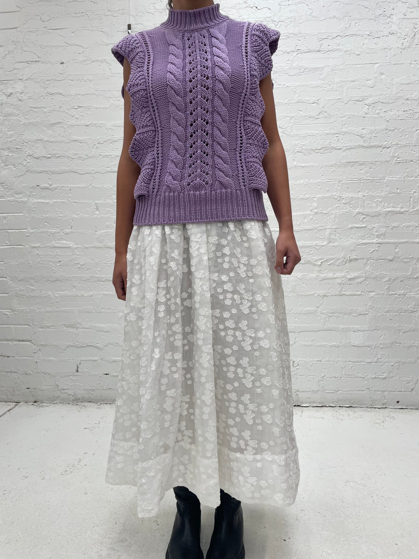 Cotton blend knit lilac vest by Essential Antwerp Sz M