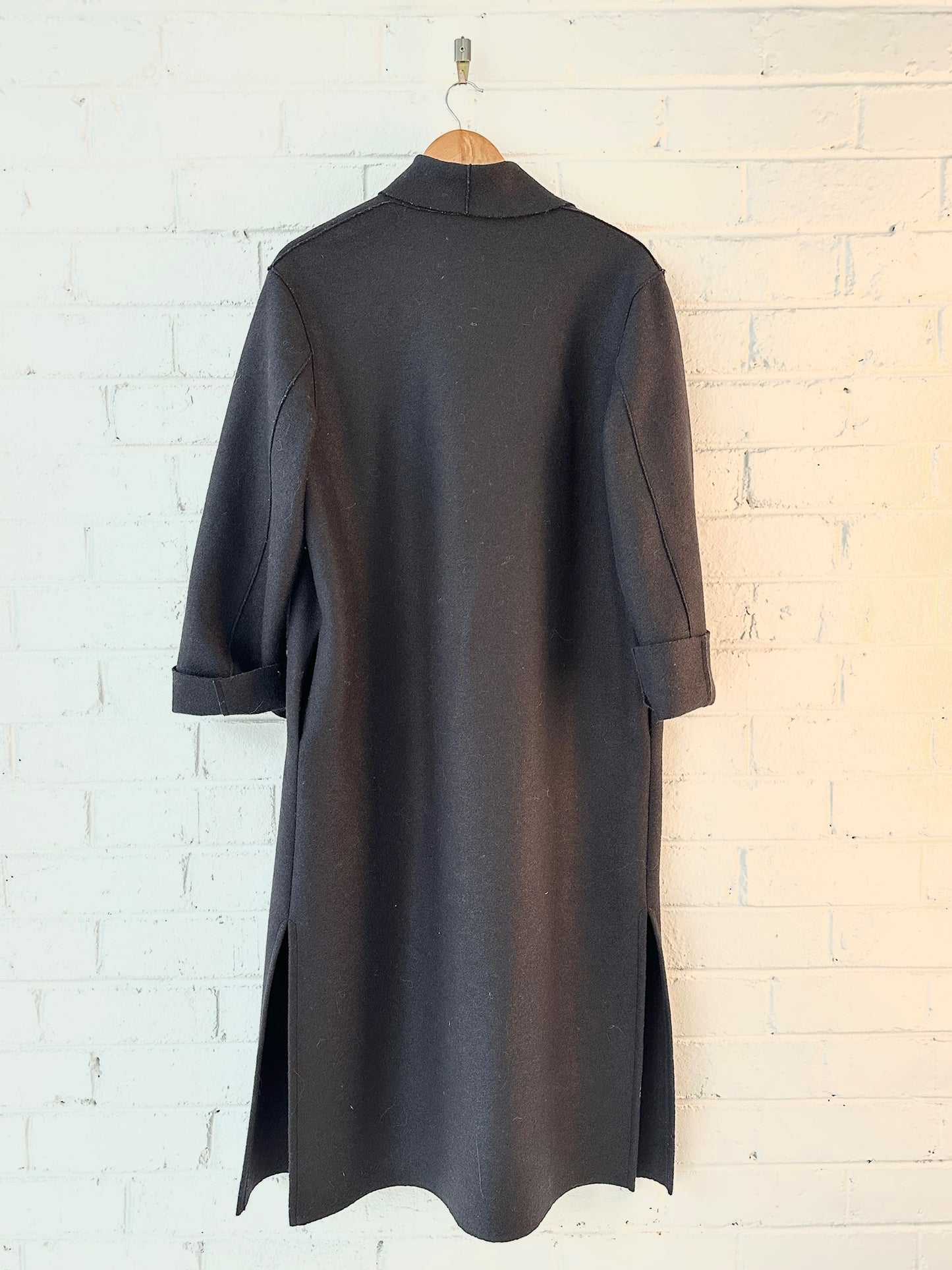 Harris Wharf black virgin wool coat S to M