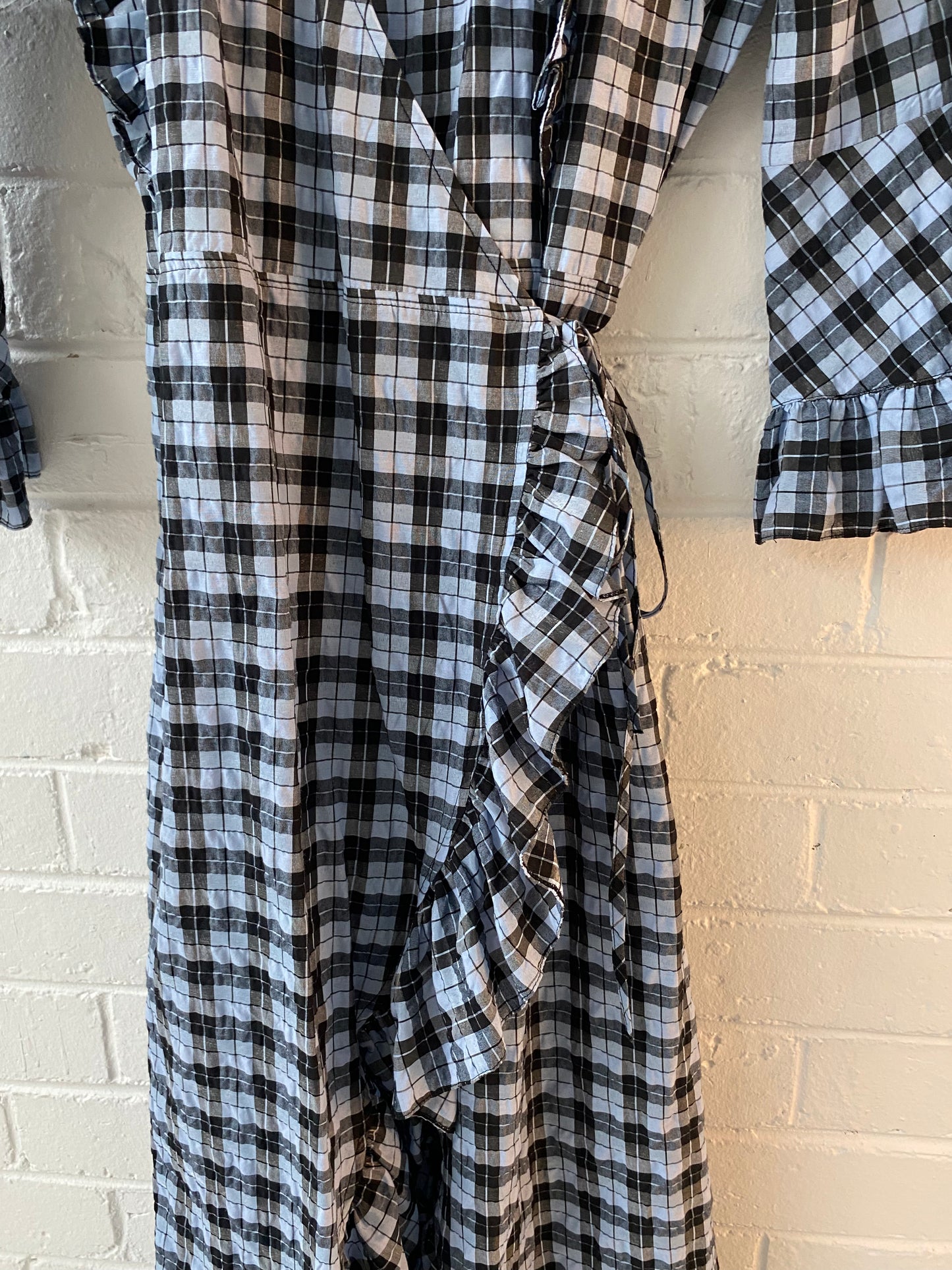 Ganni seersucker wrap midi dress size 40 best for an 8-10