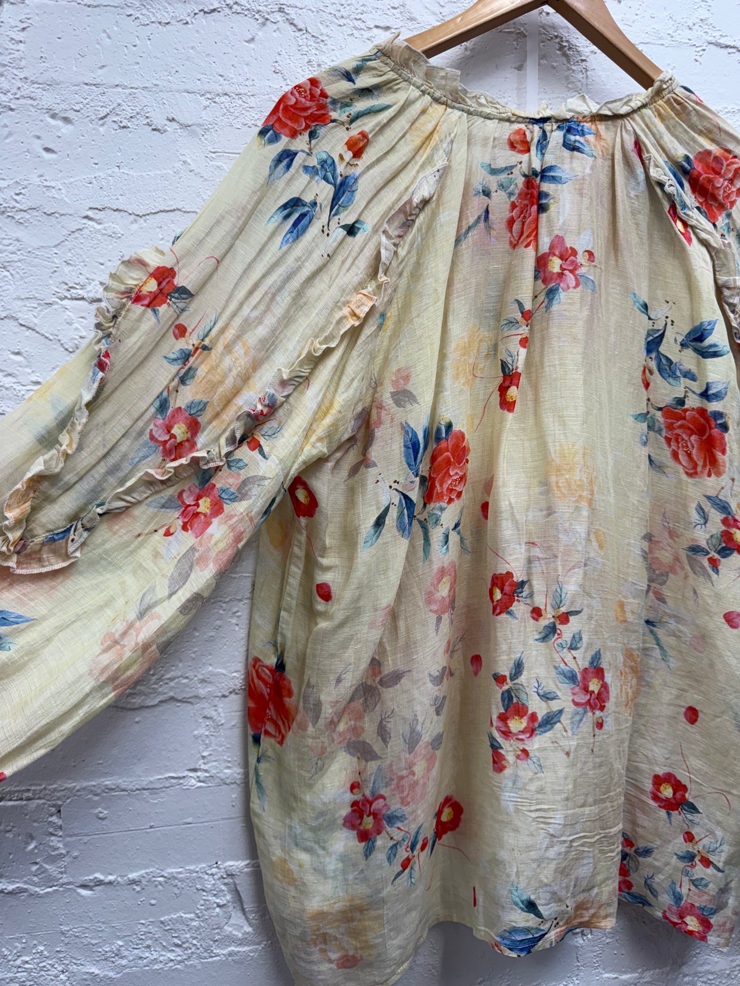 M.A. Dainty linen / silk blend blouse size 10