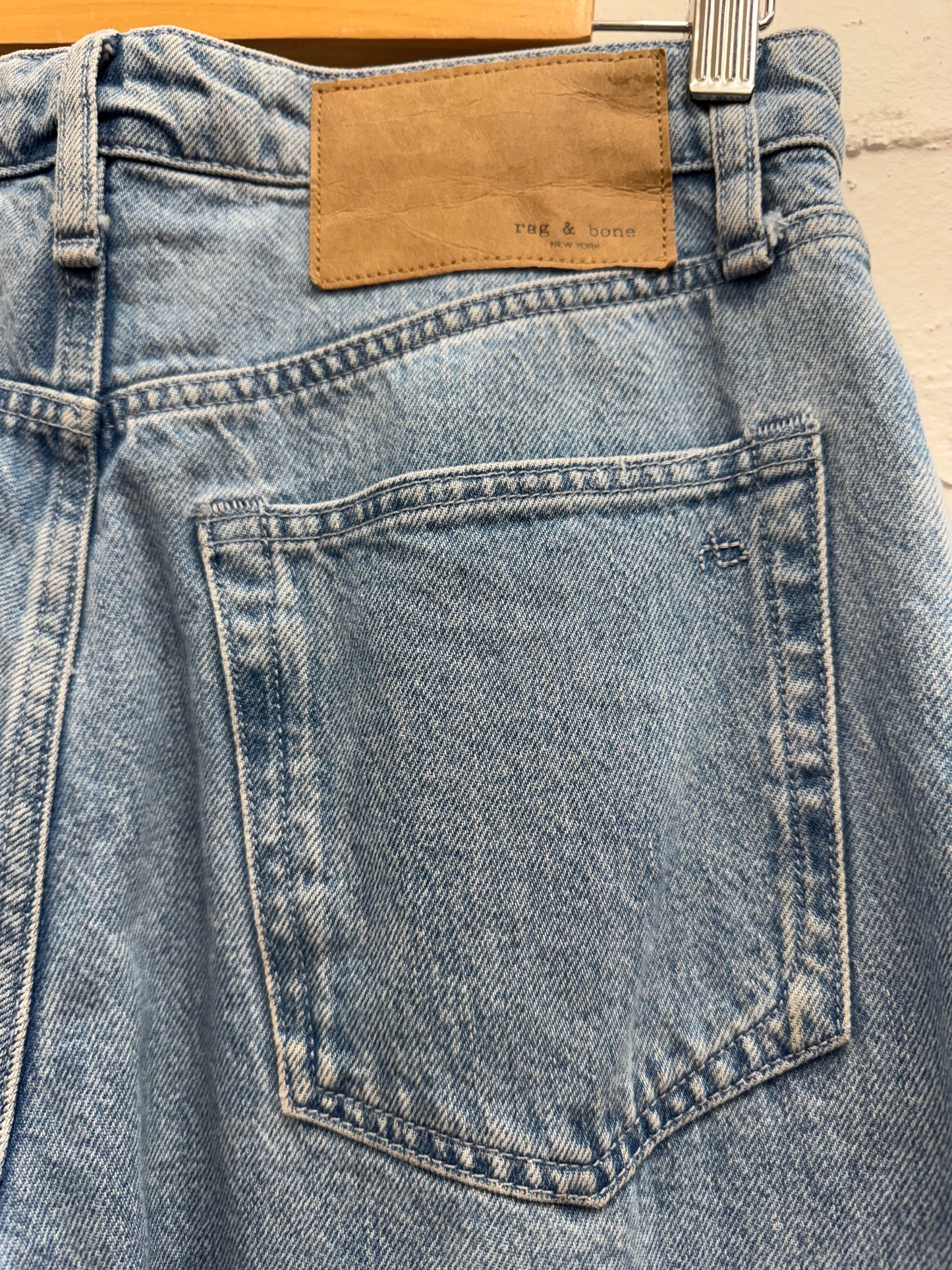 Rag & Bone Alissa High-rise Barrel Leg jeans in Tide wash size 26