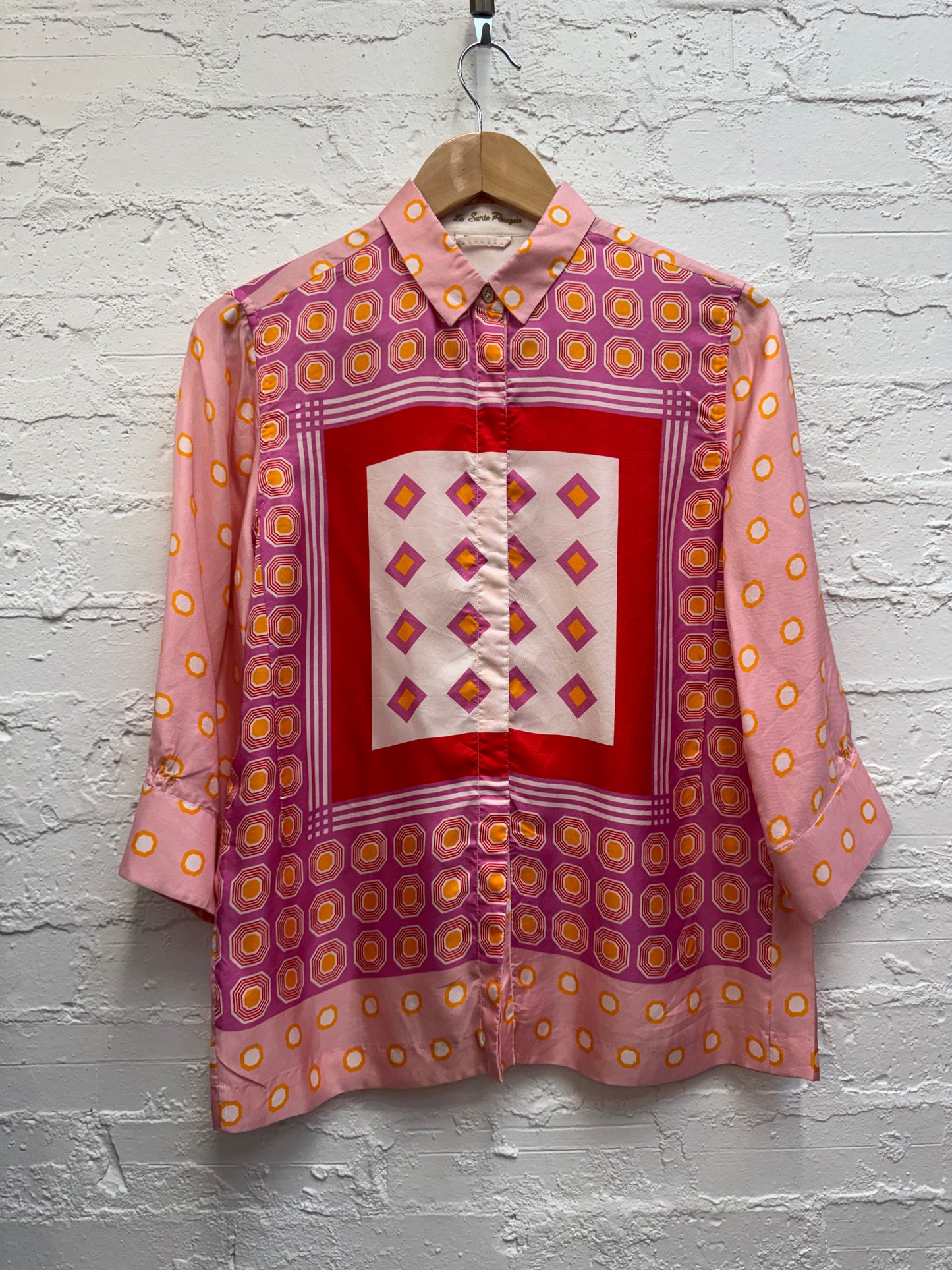 Le Sarte Pettegole silk shirt  size 44 best for a size 10-12