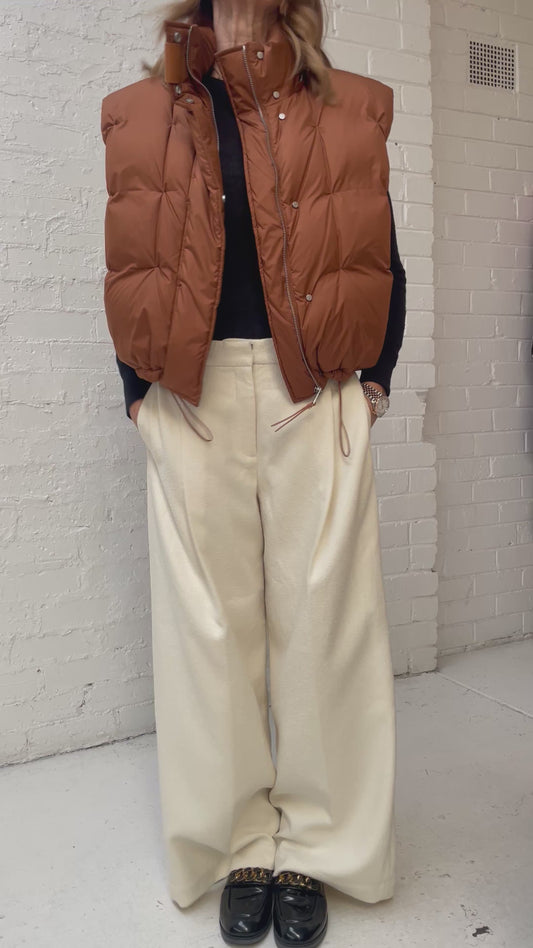 Loewe goose down puffer vest in tan Sz 40